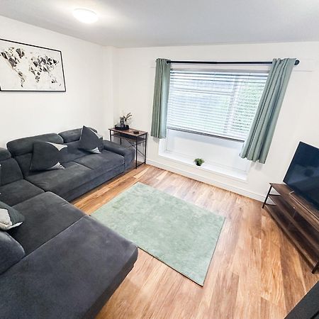 Villa Nec-Airport-Hs2- 4Min Drive To Nec Marston Green Exterior foto